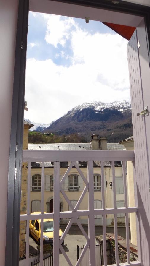 Villa Great House In Center Of Luz St Sauveur Luz-Saint-Sauveur Exterior foto